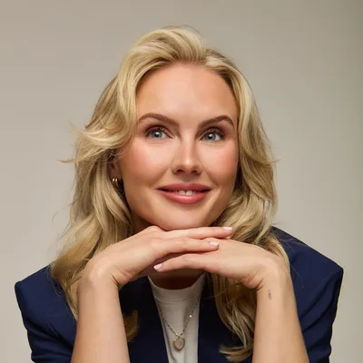 Dr Faye Bate